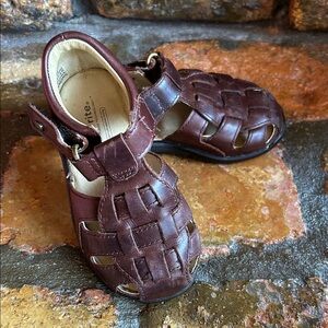 Stride rite sandals.